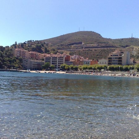 Hostal Juventus Hotel Portbou Exterior foto