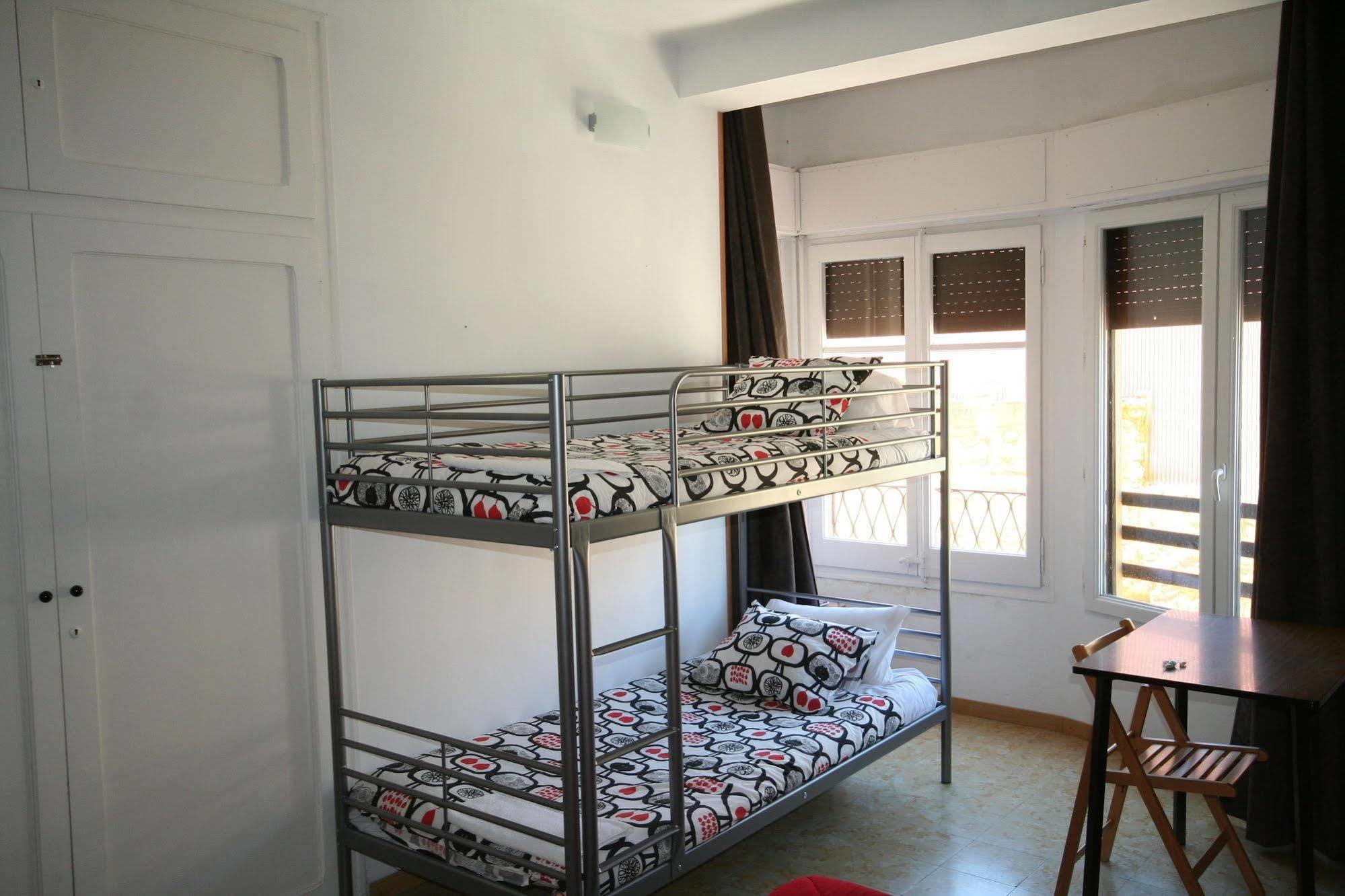 Hostal Juventus Portbou Exterior foto